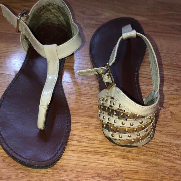 Cathy Jean Shoes - Cathy Jean strapped sandal
